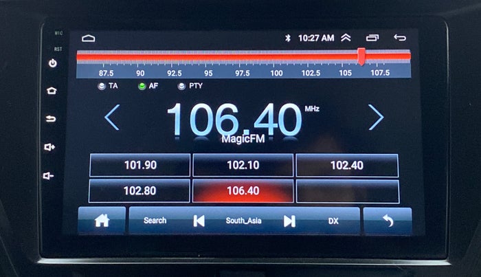 2017 Mahindra TUV300 T8, Diesel, Manual, 1,07,404 km, Infotainment System