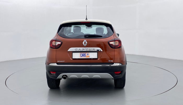 2018 Renault Captur RXT Diesel Dual Tone, Diesel, Manual, 56,810 km, Back/Rear