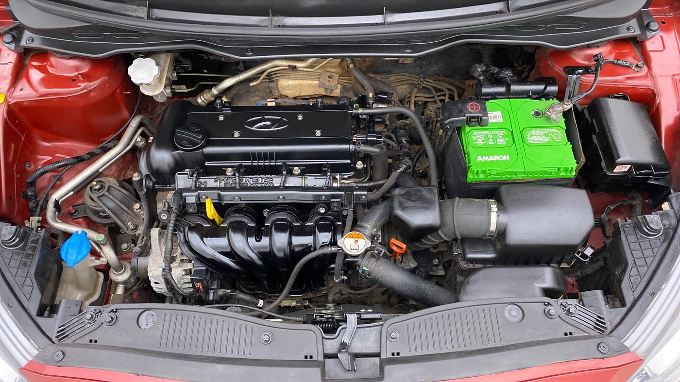 2013 Hyundai i20 SPORTZ 1.4 AT VTVT, Petrol, Automatic, 24,846 km, Open Bonet