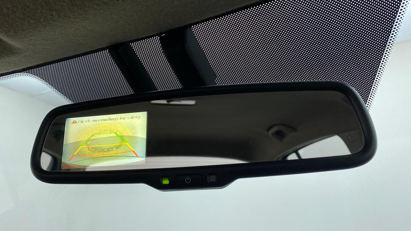 2013 Hyundai i20 SPORTZ 1.4 AT VTVT, Petrol, Automatic, 24,846 km, IRVM Reverse Camera