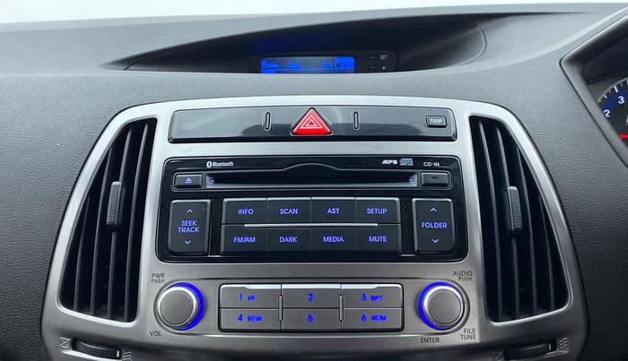 2013 Hyundai i20 SPORTZ 1.4 AT VTVT, Petrol, Automatic, 24,846 km, Infotainment System
