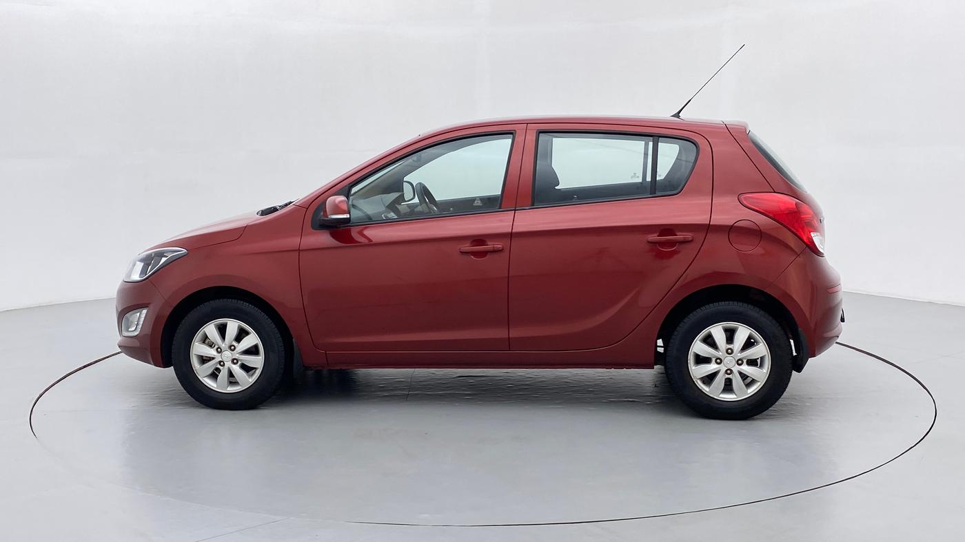 2013 Hyundai i20 SPORTZ 1.4 AT VTVT, Petrol, Automatic, 24,846 km, Left Side