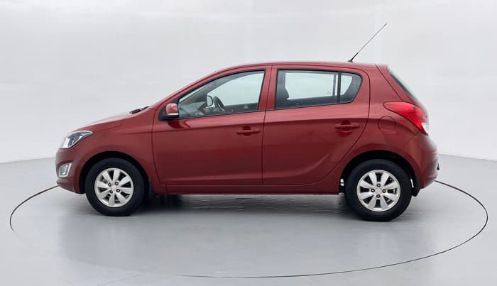 2013 Hyundai i20 SPORTZ 1.4 AT VTVT, Petrol, Automatic, 24,846 km, Left Side