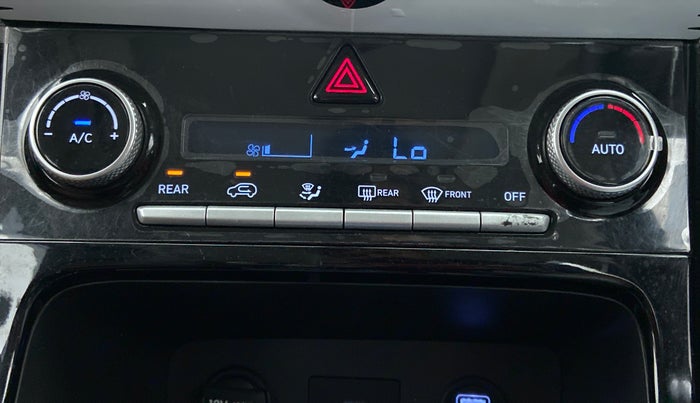 2022 Hyundai ALCAZAR PLATINUM(O) 7STR 1.5 AT, Diesel, Automatic, 30,646 km, Automatic Climate Control
