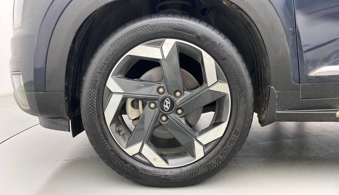 2022 Hyundai ALCAZAR PLATINUM(O) 7STR 1.5 AT, Diesel, Automatic, 30,646 km, Left Front Wheel