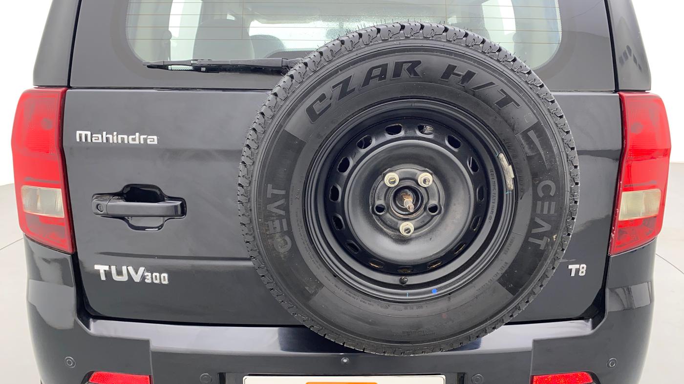 2016 Mahindra TUV300 T8, Diesel, Manual, 88,654 km, Spare Tyre