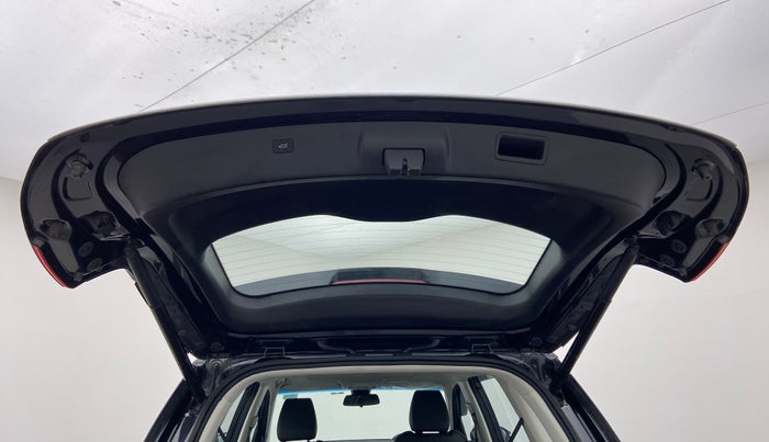 2020 MG HECTOR SHARP DCT PETROL, Petrol, Automatic, 13,028 km, Boot Door Open