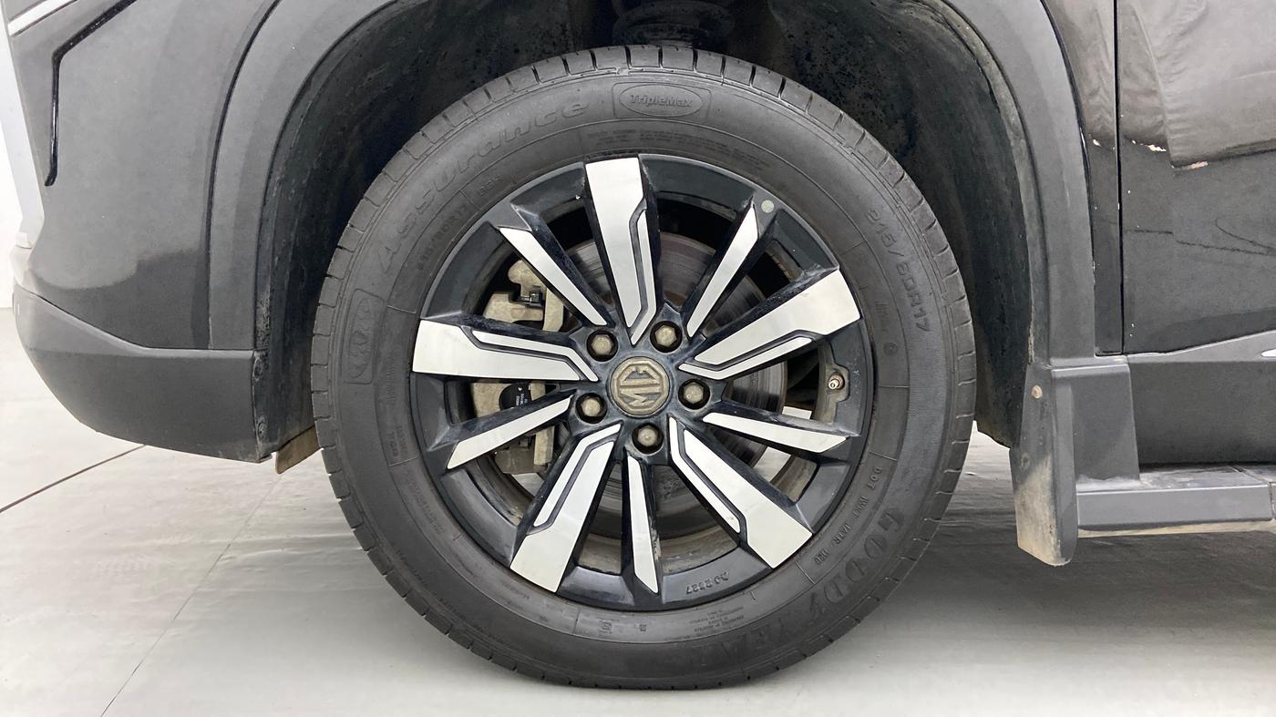 2020 MG HECTOR SHARP DCT PETROL, Petrol, Automatic, 13,028 km, Left Front Wheel