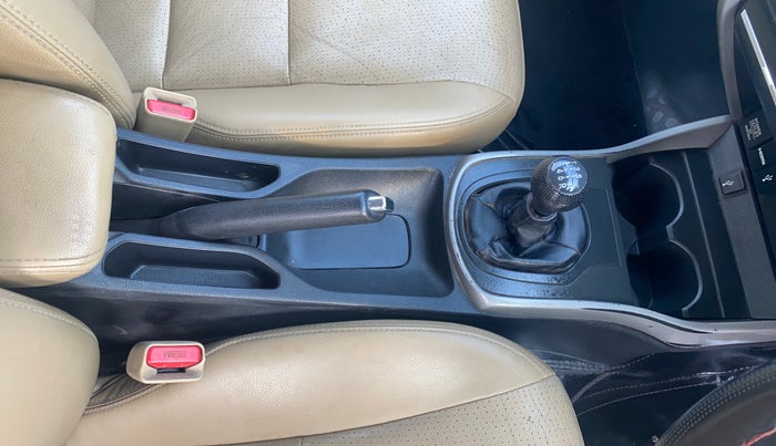 2017 Honda City 1.5L I-DTEC VX, Diesel, Manual, 94,914 km, Gear Lever