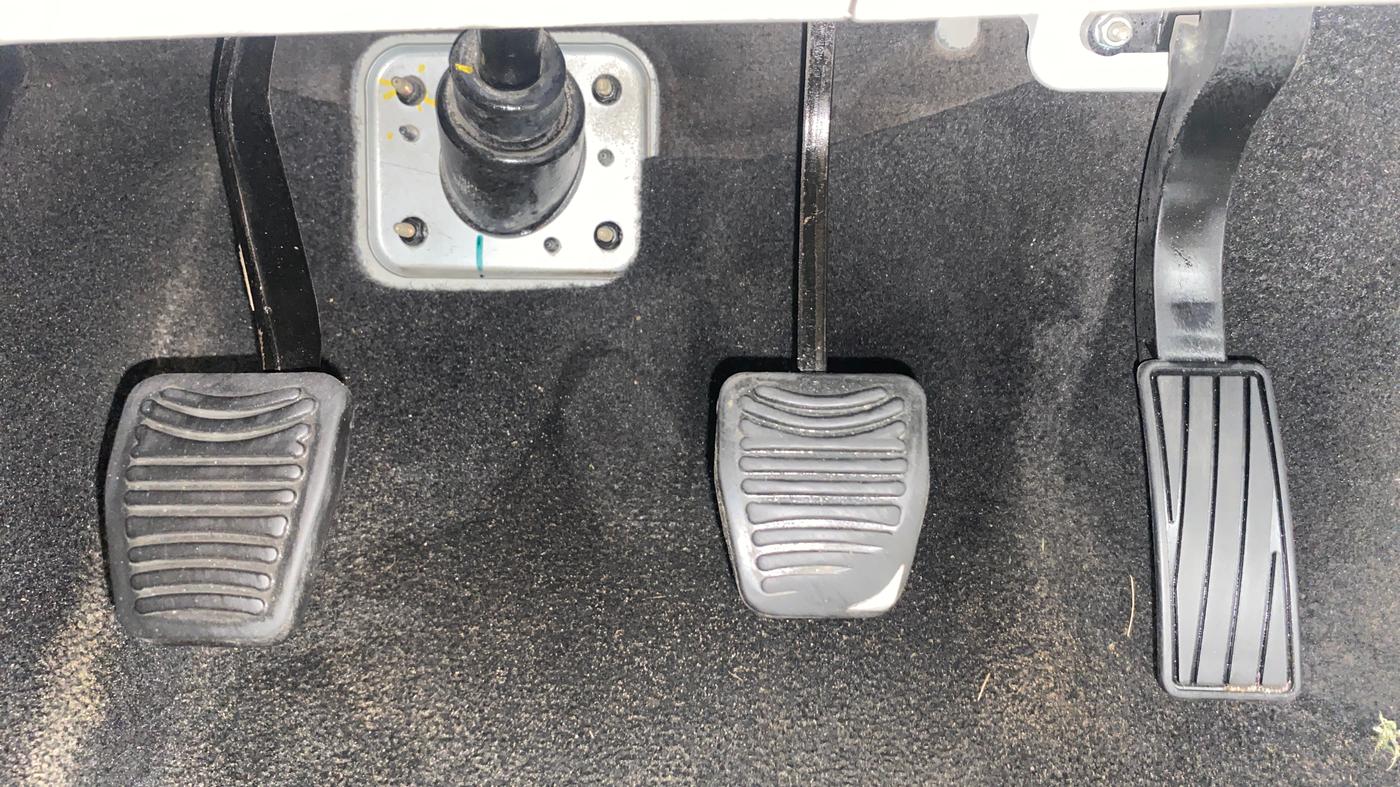 2019 Mahindra MARAZZO M4 8 STR, Diesel, Manual, 29,994 km, Pedals