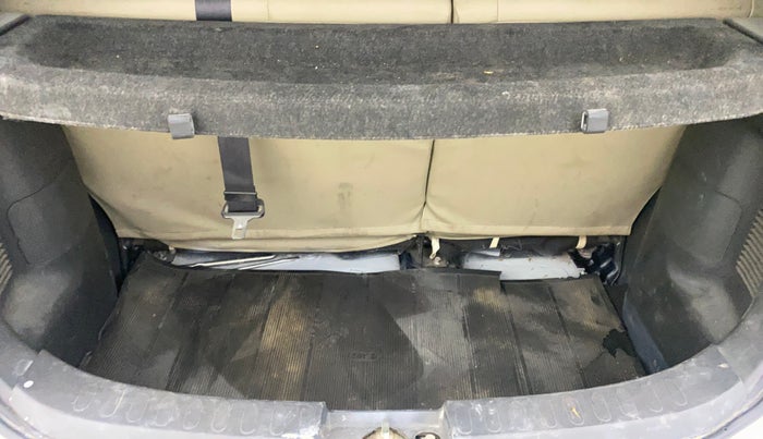 2014 Maruti Ritz VXI, Petrol, Manual, 54,216 km, Boot Inside