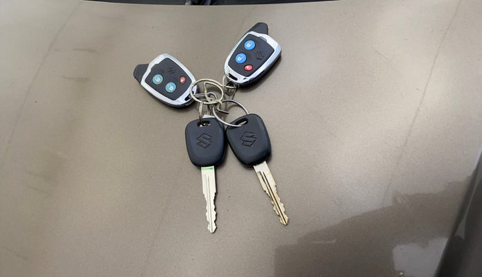 2013 Maruti Wagon R 1.0 LXI, Petrol, Manual, 36,949 km, Key Close Up