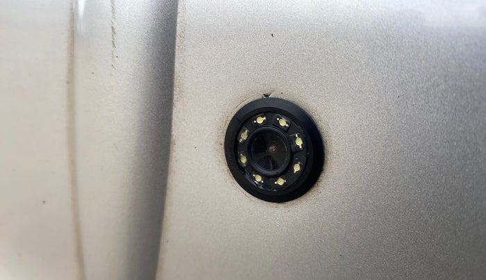 2017 Mahindra XUV500 W6 AT, Diesel, Automatic, 1,01,564 km, Parking Camera