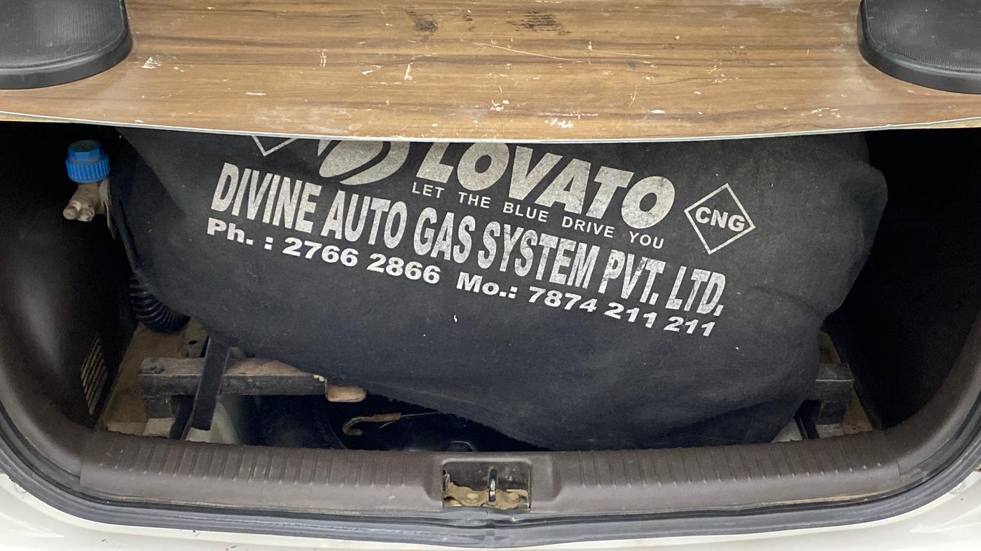2012 Hyundai Santro Xing GLS, CNG, Manual, 1,09,213 km, Boot Inside