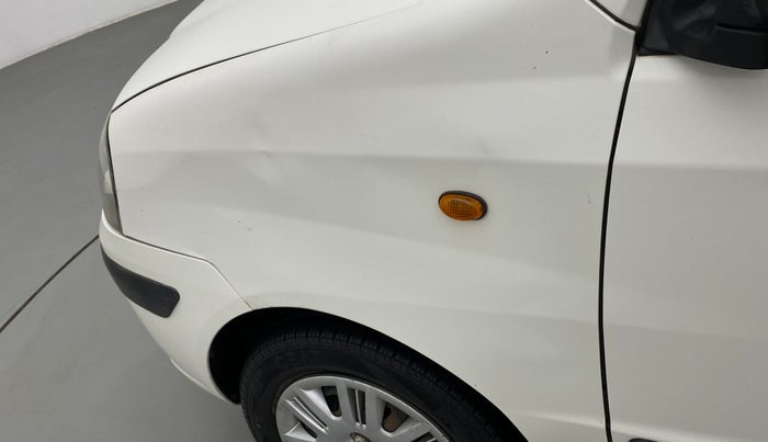 2012 Hyundai Santro Xing GLS, CNG, Manual, 1,09,213 km, Left fender - Minor scratches