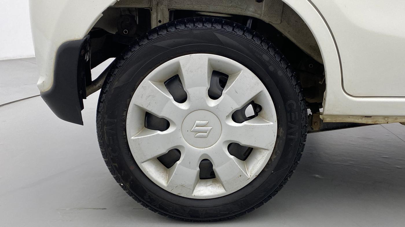 2017 Maruti Alto K10 VXI P, Petrol, Manual, 64,279 km, Right Rear Wheel