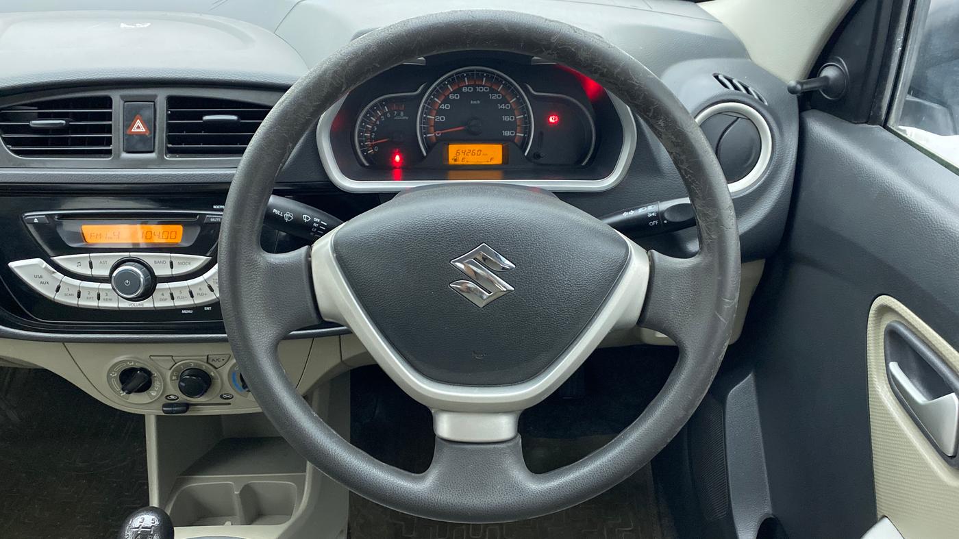 2017 Maruti Alto K10 VXI P, Petrol, Manual, 64,279 km, Steering Wheel Close Up