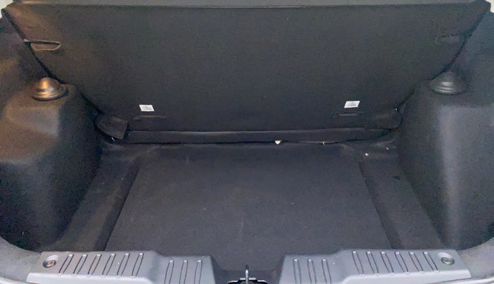 2022 Tata ALTROZ XZ + 1.2 RTN, Petrol, Manual, 2,481 km, Boot Inside