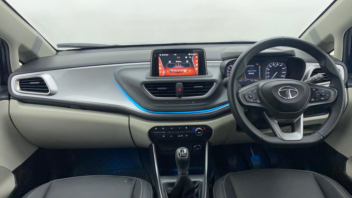 2022 Tata ALTROZ XZ + 1.2 RTN, Petrol, Manual, 2,481 km, Dashboard