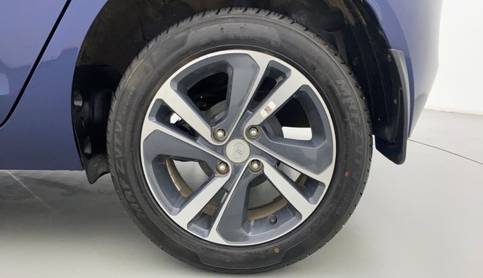2022 Tata ALTROZ XZ + 1.2 RTN, Petrol, Manual, 2,481 km, Left Rear Wheel