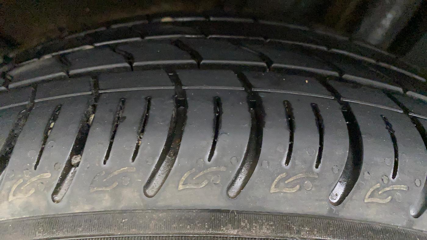 2022 Tata ALTROZ XZ + 1.2 RTN, Petrol, Manual, 2,481 km, Left Front Tyre Tread