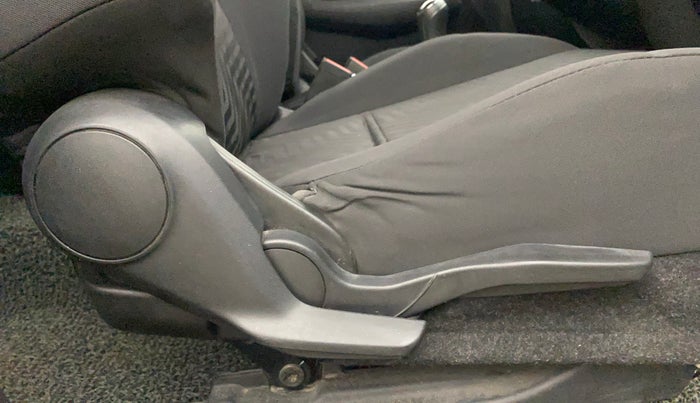 2019 Maruti Swift VDI, Diesel, Manual, 81,018 km, Driver Side Adjustment Panel