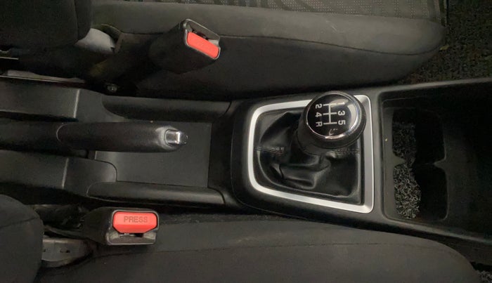 2019 Maruti Swift VDI, Diesel, Manual, 81,018 km, Gear Lever