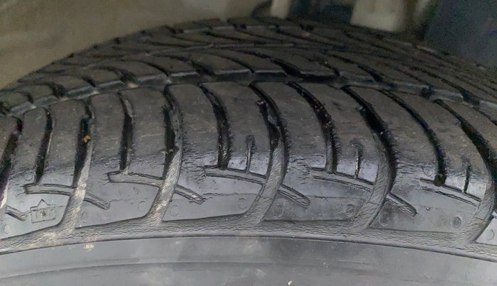 2019 Maruti New Wagon-R ZXI 1.2 old, Petrol, Manual, 25,911 km, Right Front Tyre Tread