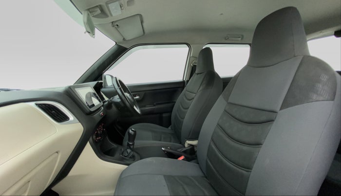2019 Maruti New Wagon-R ZXI 1.2 old, Petrol, Manual, 25,911 km, Right Side Front Door Cabin