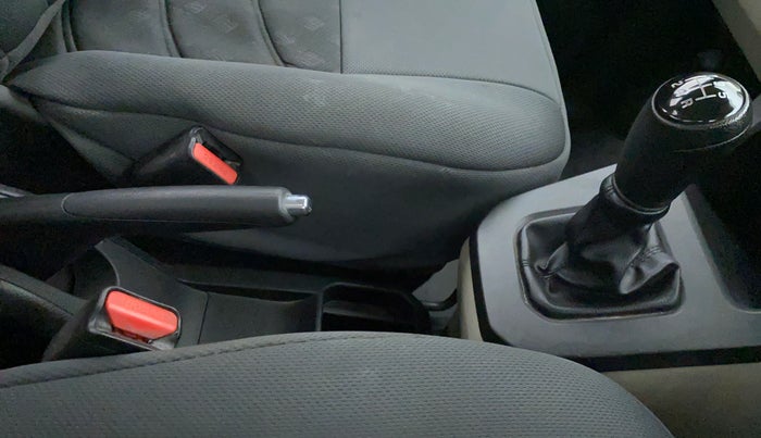 2019 Maruti New Wagon-R ZXI 1.2 old, Petrol, Manual, 25,911 km, Gear Lever