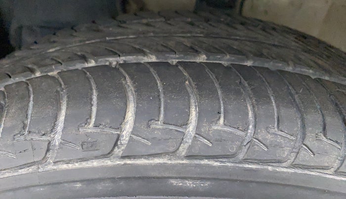 2019 Maruti New Wagon-R ZXI 1.2 old, Petrol, Manual, 25,911 km, Left Front Tyre Tread