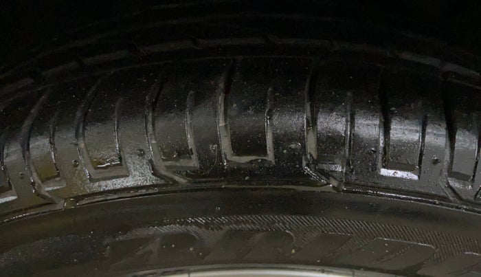 2020 Hyundai Creta SX 1.5 PETROL, Petrol, Manual, 87,080 km, Right Front Tyre Tread