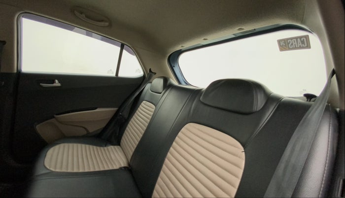 2014 Hyundai Grand i10 SPORTZ 1.2 KAPPA VTVT, Petrol, Manual, 62,437 km, Right Side Rear Door Cabin