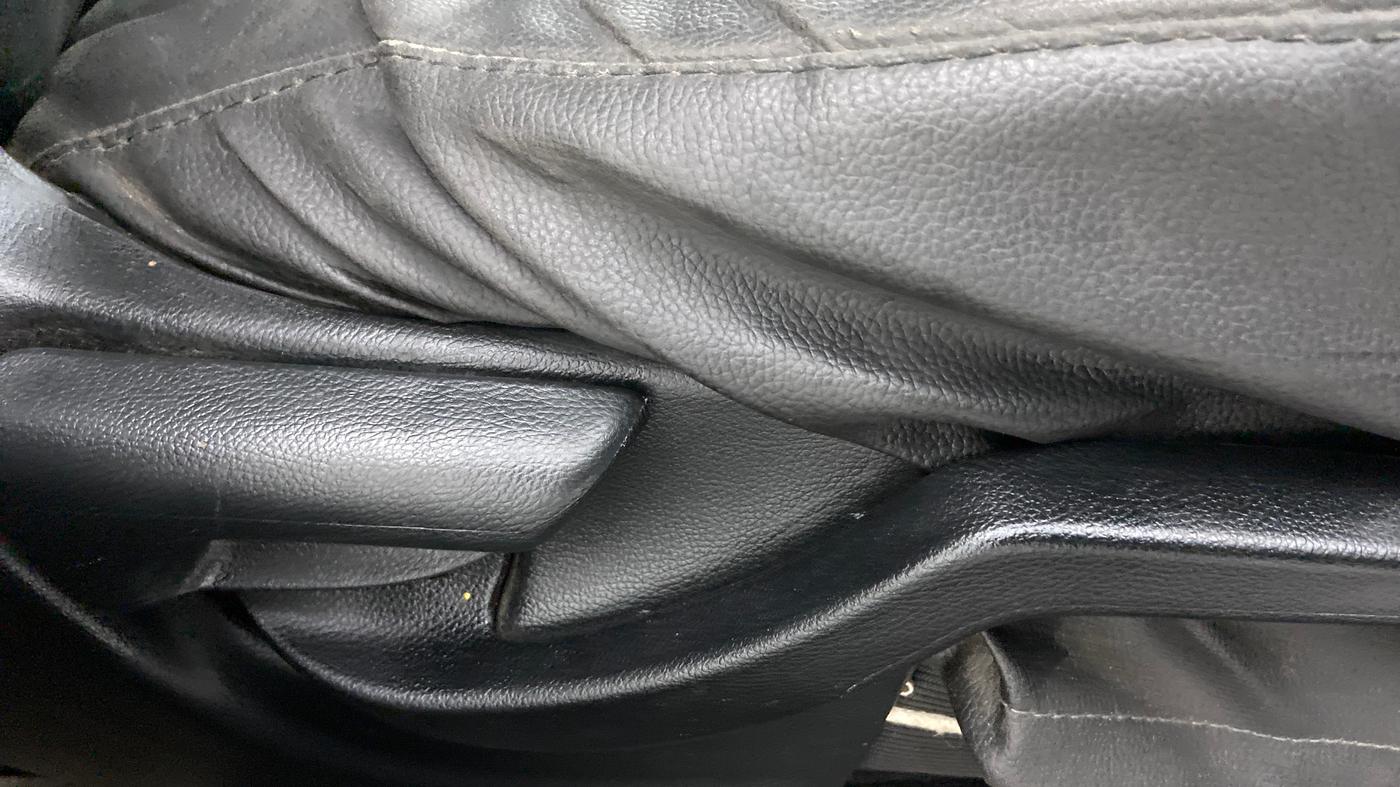 2016 Honda BR-V 1.5 i- DTEC V, Diesel, Manual, 1,01,727 km, Driver Side Adjustment Panel