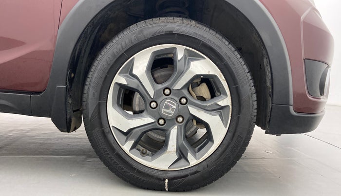 2016 Honda BR-V 1.5 i- DTEC V, Diesel, Manual, 1,01,727 km, Right Front Wheel