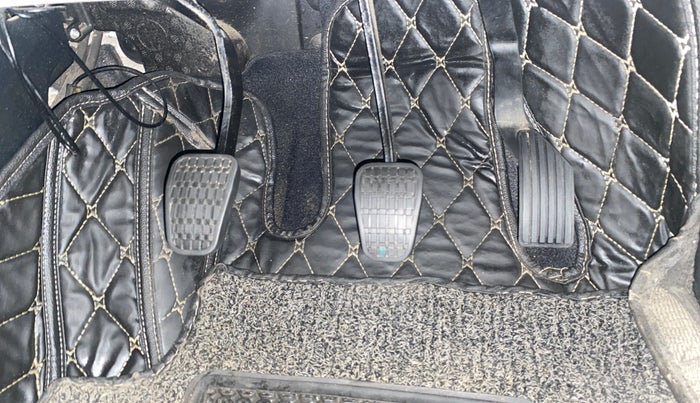 2021 Tata ALTROZ XE PLUS PETROL, Petrol, Manual, 24,791 km, Pedals