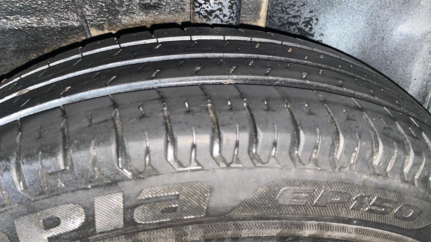 2021 Tata ALTROZ XE PLUS PETROL, Petrol, Manual, 24,791 km, Left Rear Tyre Tread