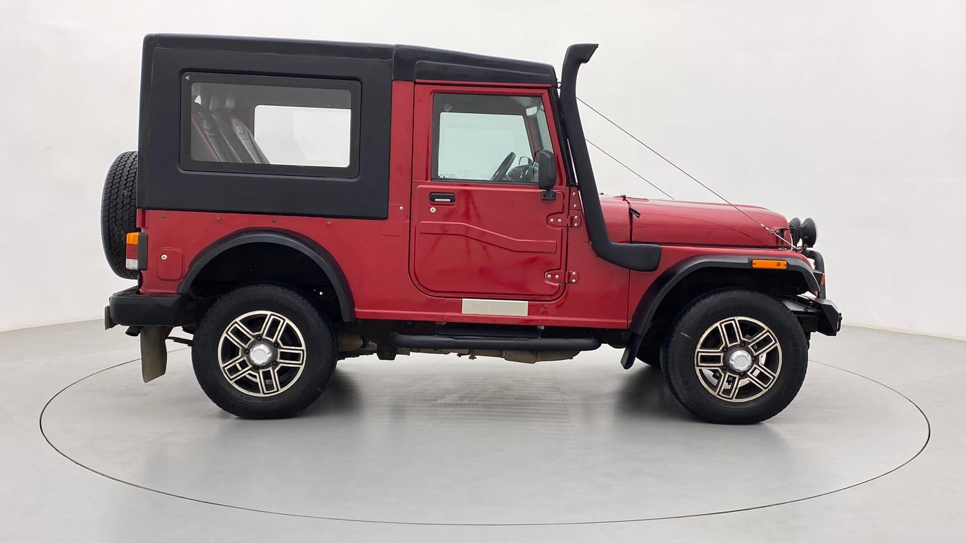 2017 Mahindra Thar CRDE 4X4 BS IV, Diesel, Manual, 41,028 km, Right Side View