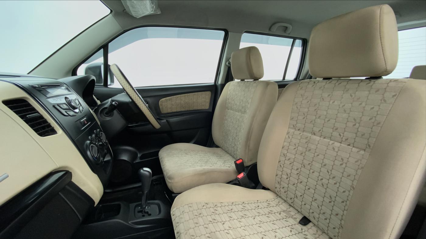 2018 Maruti Wagon R 1.0 VXI AMT, Petrol, Automatic, 49,091 km, Right Side Front Door Cabin