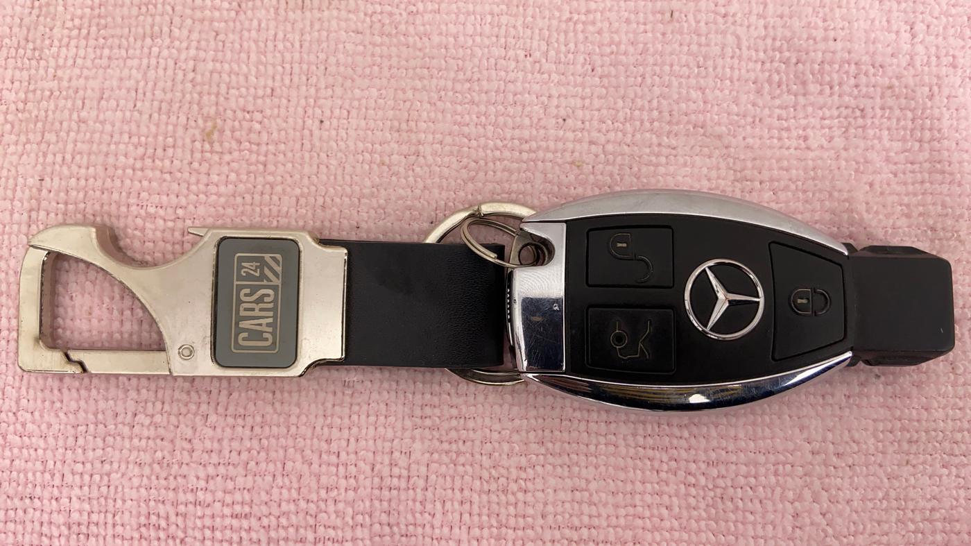 2015 Mercedes Benz CLA Class CLA 200 CDI SPORT, Diesel, Automatic, 20,808 km, Key Close Up
