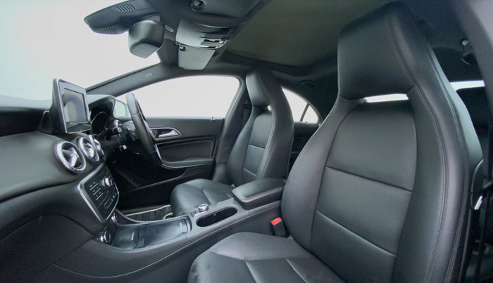 2015 Mercedes Benz CLA Class CLA 200 CDI SPORT, Diesel, Automatic, 20,808 km, Right Side Front Door Cabin