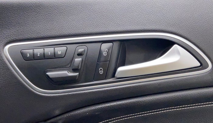 2015 Mercedes Benz CLA Class CLA 200 CDI SPORT, Diesel, Automatic, 20,808 km, Driver Side Adjustment Panel