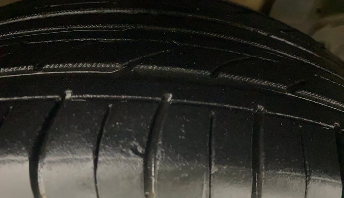 2018 Ford Ecosport TITANIUM 1.5L PETROL, Petrol, Manual, 65,848 km, Right Front Tyre Tread