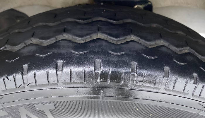 2020 Maruti Eeco 5 STR WITH AC PLUSHTR, Petrol, Manual, 1 km, Right Front Tyre Tread