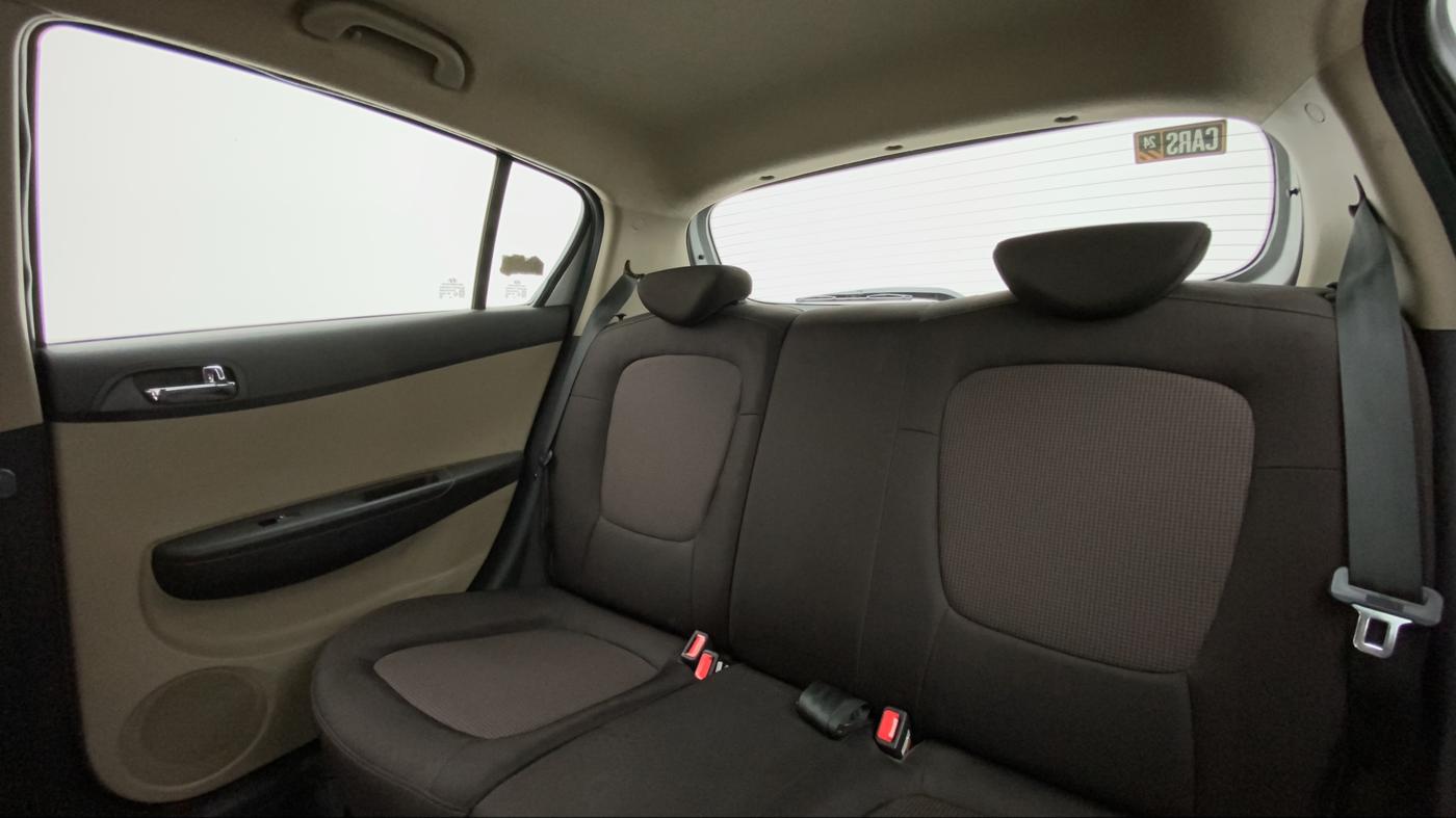 2012 Hyundai i20 ASTA 1.2, Petrol, Manual, 66,771 km, Right Side Rear Door Cabin