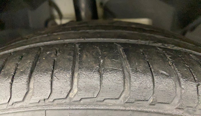 2019 Ford Ecosport 1.5TITANIUM TDCI, Diesel, Manual, 62,803 km, Left Front Tyre Tread