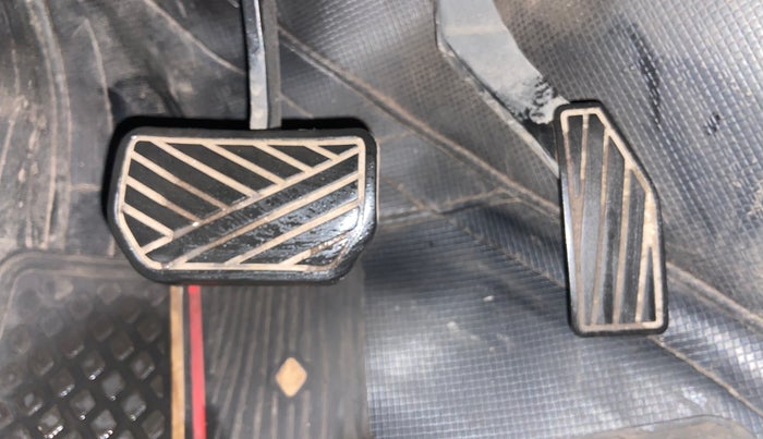 2018 Maruti Alto K10 VXI (O) AMT, CNG, Automatic, 75,540 km, Pedals