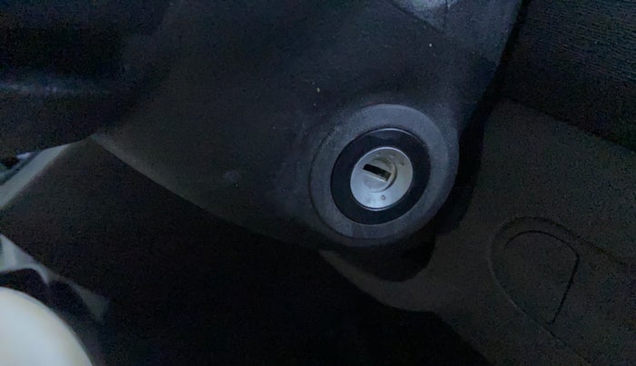 2013 Hyundai i10 MAGNA 1.1, Petrol, Manual, 83,202 km, Keyless Start/ Stop Button