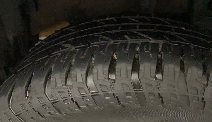 2019 Renault Duster 110 PS RXZ DIESEL, Diesel, Manual, 1,15,893 km, Left Rear Tyre Tread