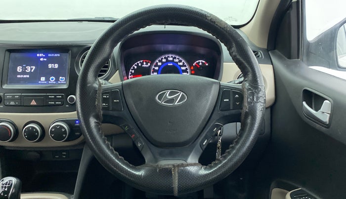 2017 Hyundai Grand i10 SPORTZ (O) 1.2 U2 CRDI, Diesel, Manual, 1,11,160 km, Steering Wheel Close Up